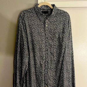 Mens paisley dress shirt. Black and white. Slim fit tailored fit. XL